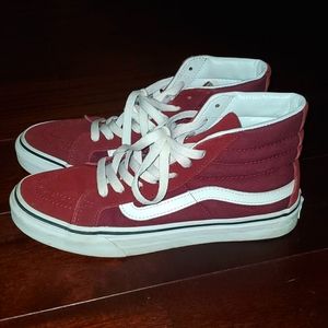 Kids hi-top Van's burgundy, like new Sz. 4.5 kids or 6.5 women.